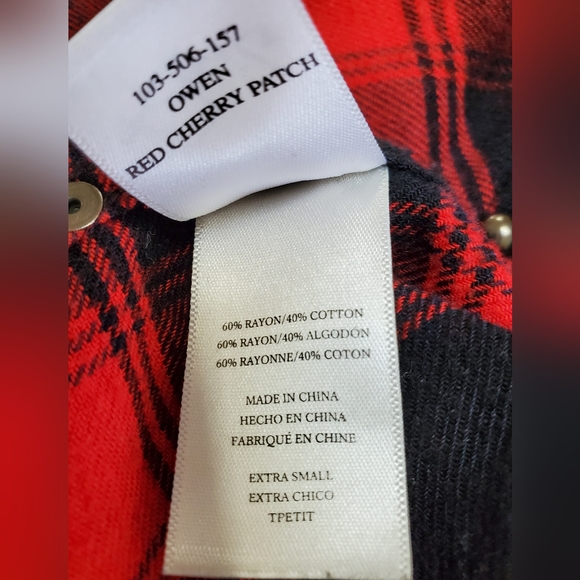 Rails Owen Cherry Patch button down - Picture 16 of 16